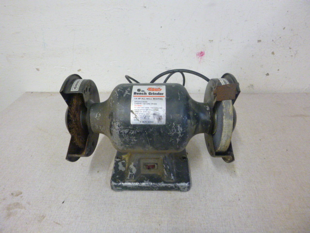 lot 179 image: Tool Quality Bench Grinder