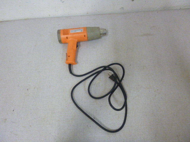 lot 181 image: Chicago Electric Heat Gun