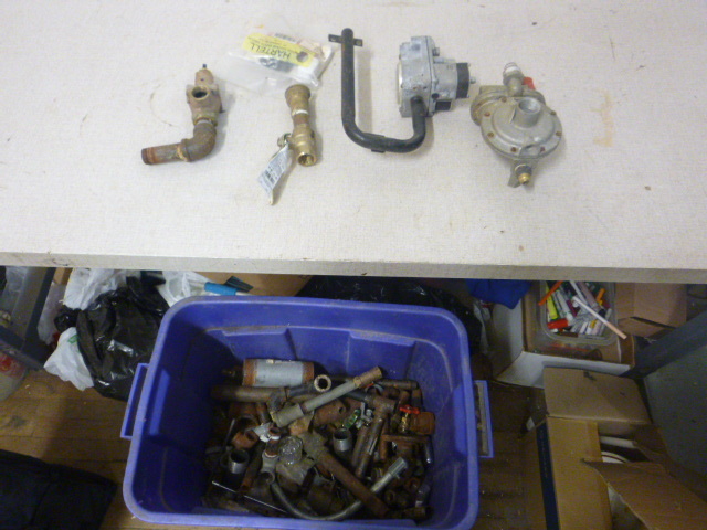 lot 201 image: Miscellaneous Pipe Fittings