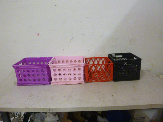 lot 214 image: 4 Crates