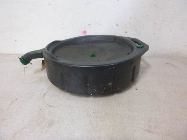 lot 217 image: Oil Drain Pan