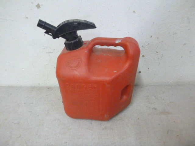 lot 226 image: Blitz Gas Can