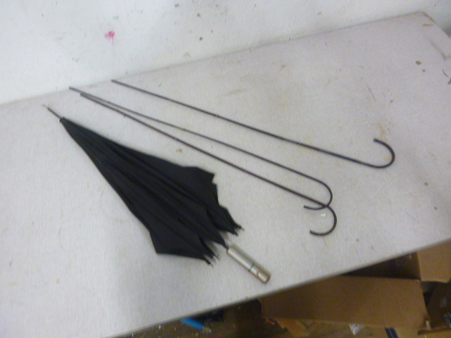 lot 235 image: Umbrella