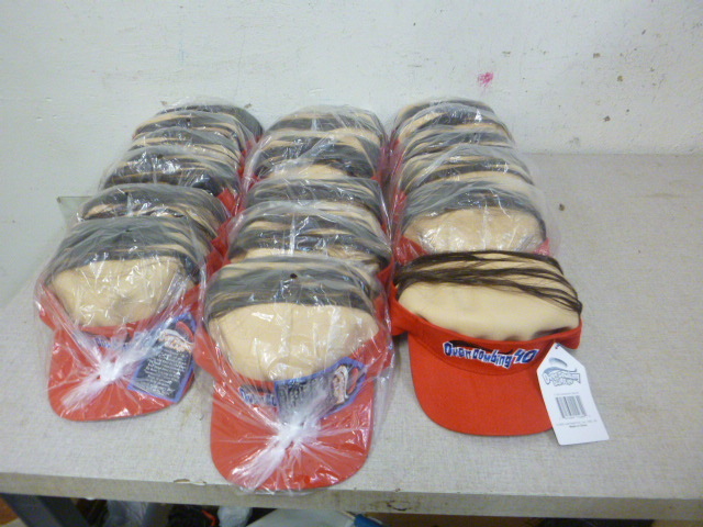 lot 257 image: 54 Over Combing 40 Hats