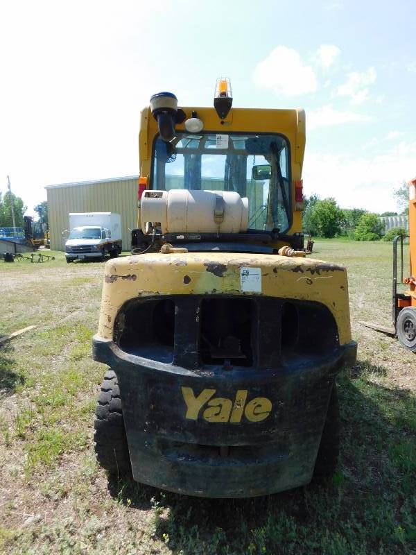 lot 4 image: 2004 Yale GLP120 Forklift