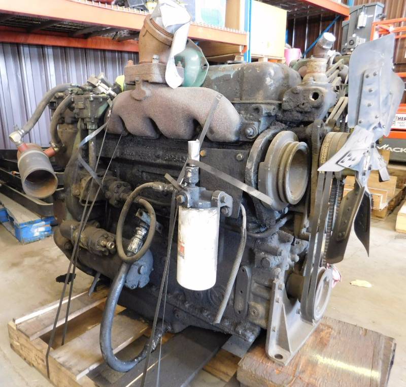 lot 39 image: GM Detroit Diesel Engine #1