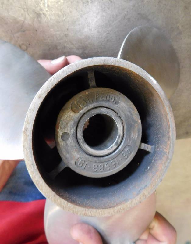 lot 56 image: Stainless Steel Mercury Prop - 18 Pitch
