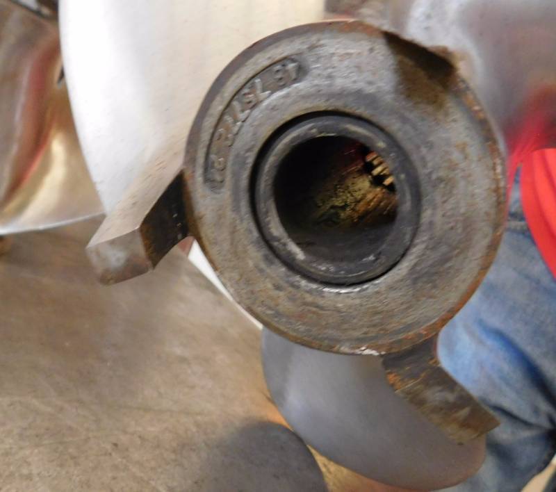 lot 57 image: Stainless Steel Mercury Prop - 24 Pitch