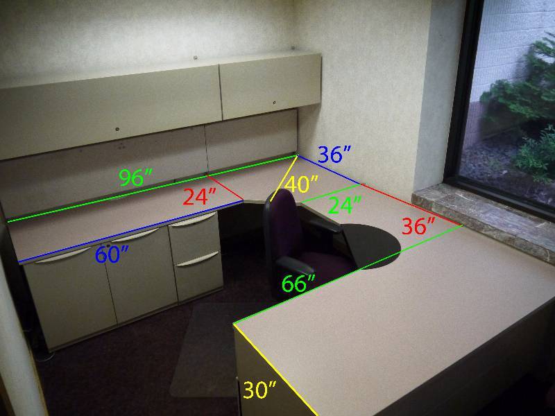 lot 9 image: Office Setup 1