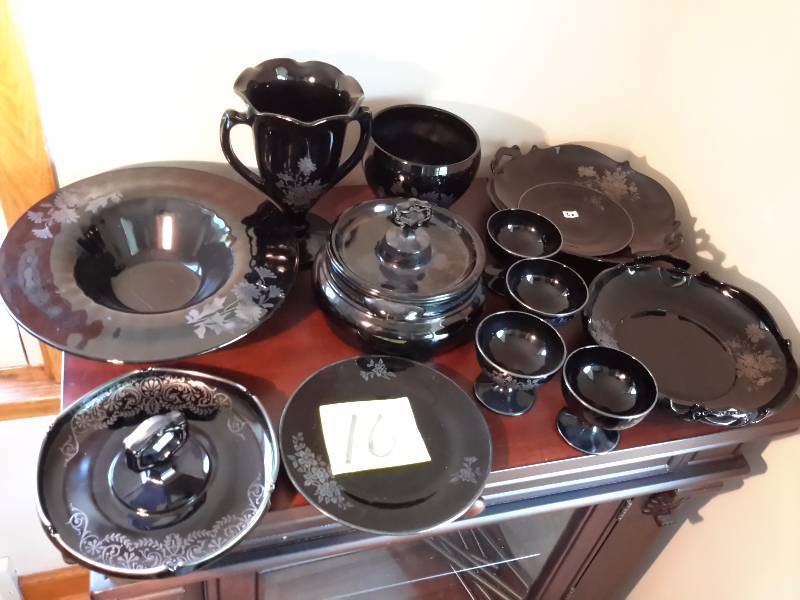 lot 16 image: Black China Serving pieces