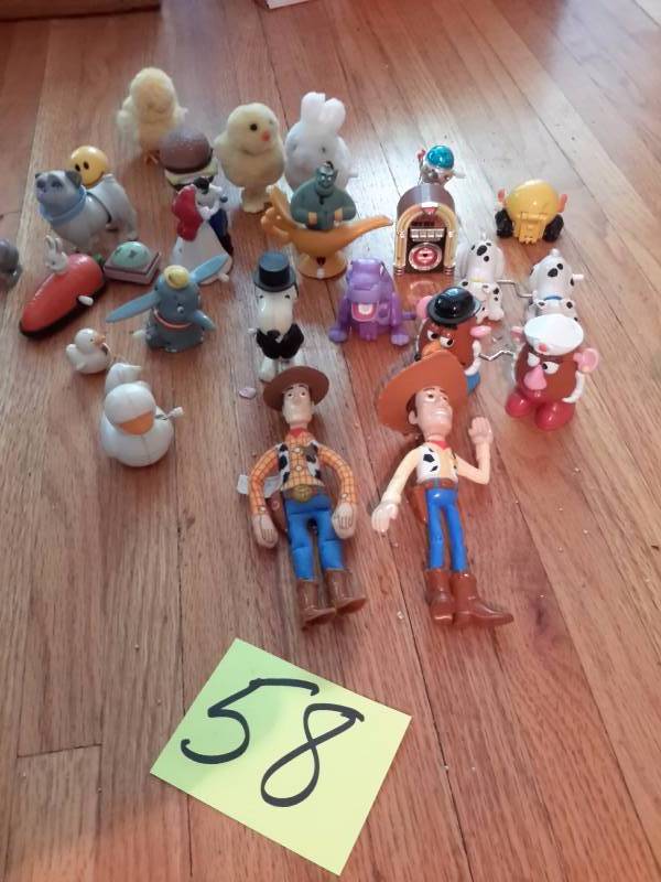 lot 58 image: 20 Small Plastic Wind up toys