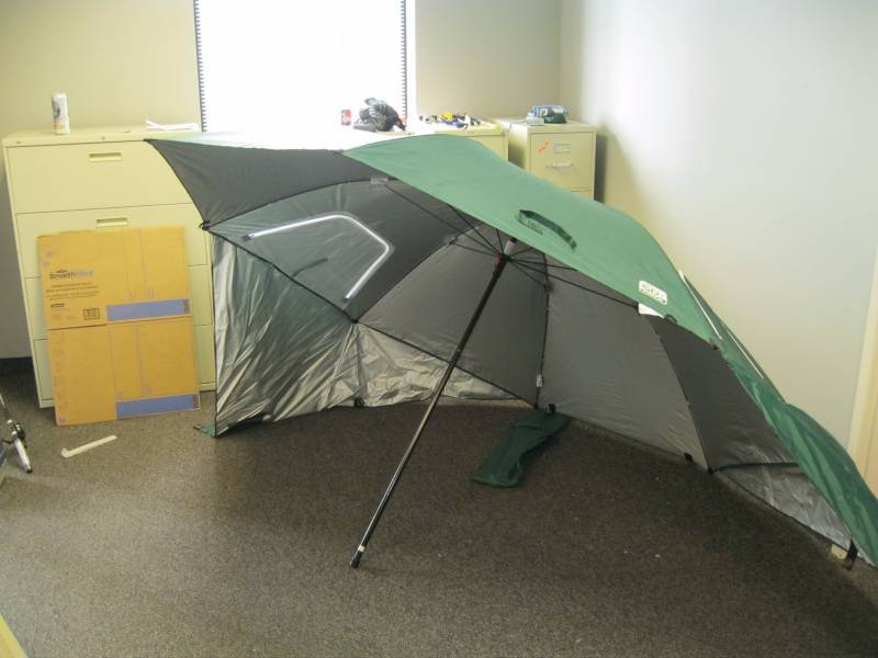 lot 40 image: Sport Brella X-Large Umbrella, Hunt...