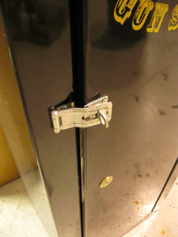 lot 56 image: Elk Creek Gun Safe - External Lock ...