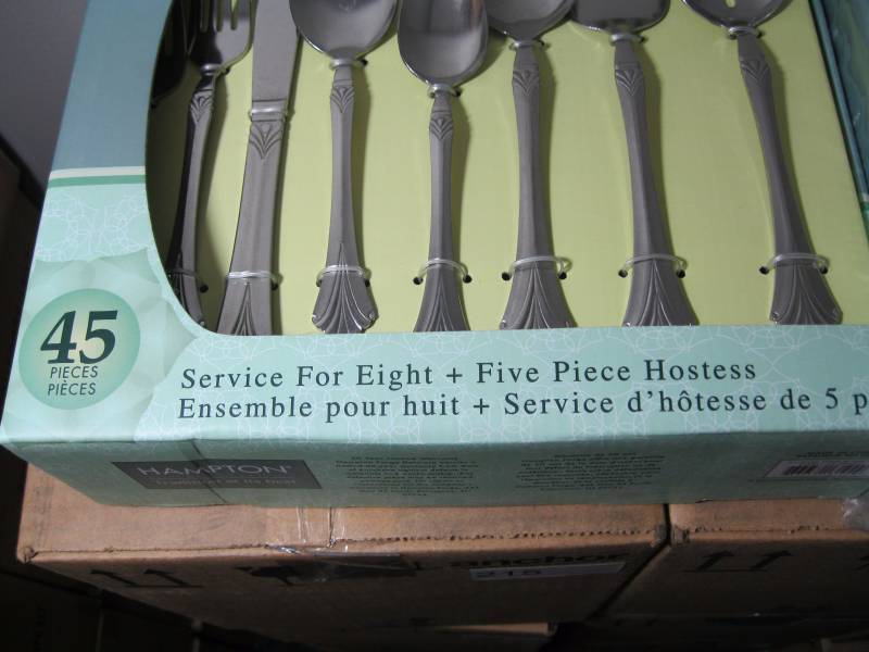 lot 227 image: Lot of 2 Hampton Forge 45 piece fla...