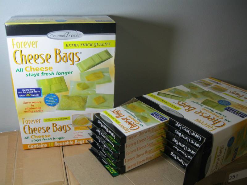 lot 285 image: Lot of 20 Forever Cheese Bags Reusa...