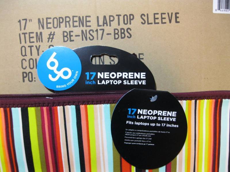 lot 312 image: Lot of 18 byo 17 Neoprene Laptop S...