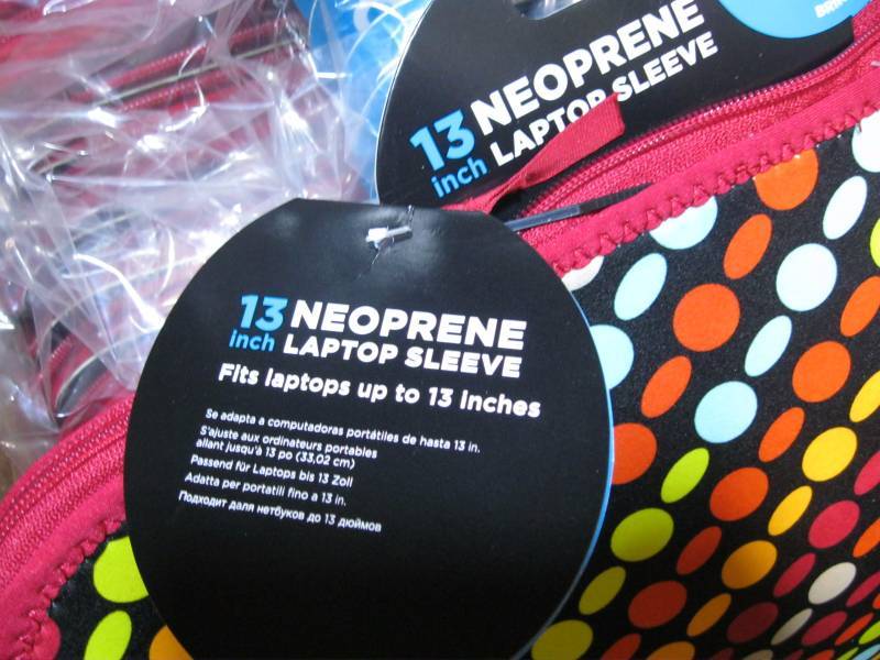 lot 313 image: Lot of 18 byo 13 Neoprene Laptop S...