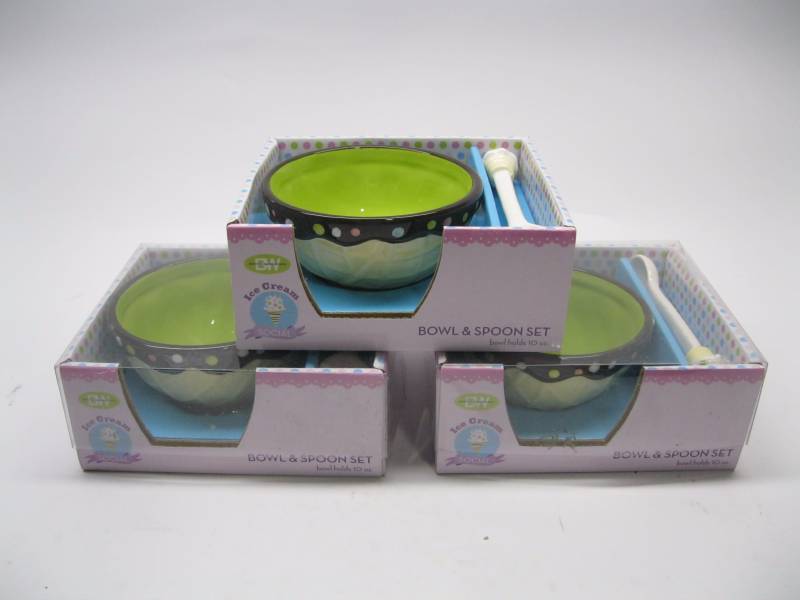 lot 1033 image: Lot of 3  Ice cream social spoon an...