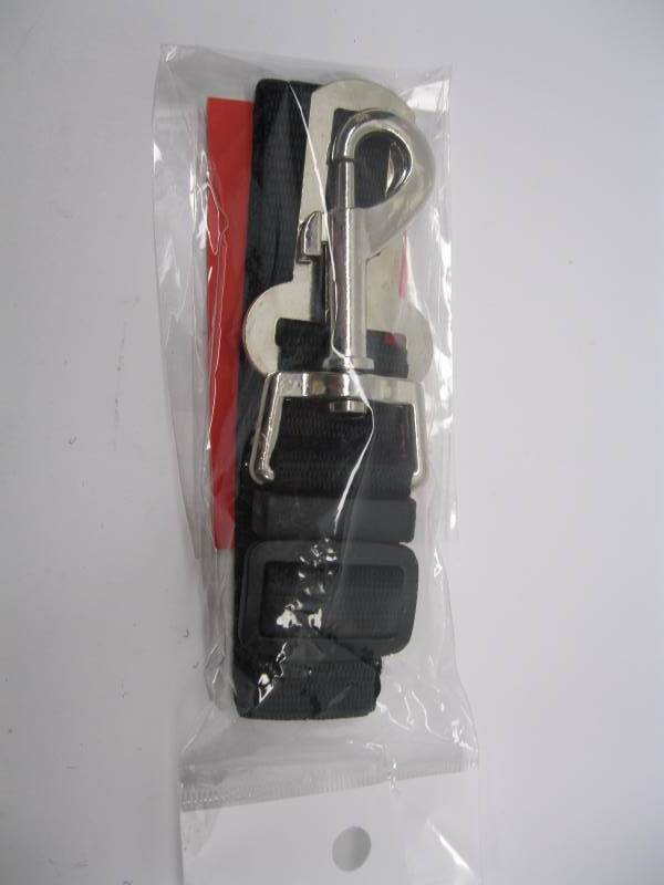 lot 3016 image: Pet Seat Belt Clip...