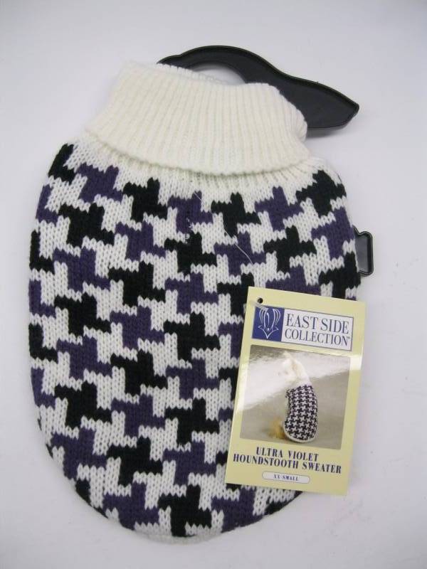 lot 3021 image: Lot of 5 XXSmall Dog Sweaters - Pur...