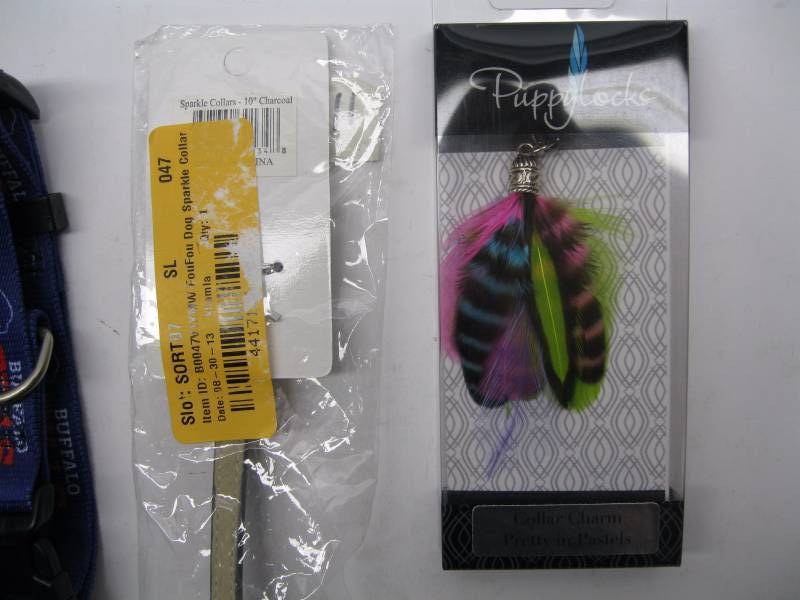 lot 3025 image: Mixed Lot for Small Dogs - 2 Collar...