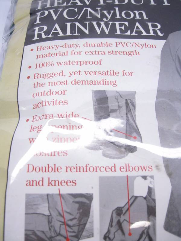 lot 3680 image: Gemplers Heavy Duty Rainwear - Bibs...