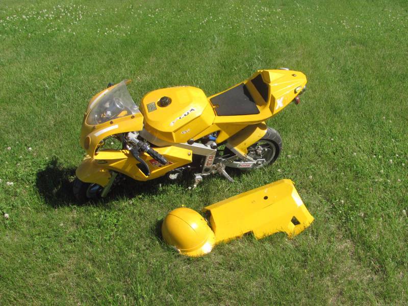 lot 2 image: Ninja Style Mini Bike