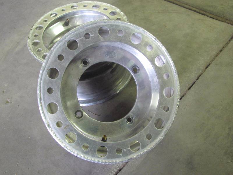 lot 11 image: Set of 2 ITP ATV 11 Rim Set