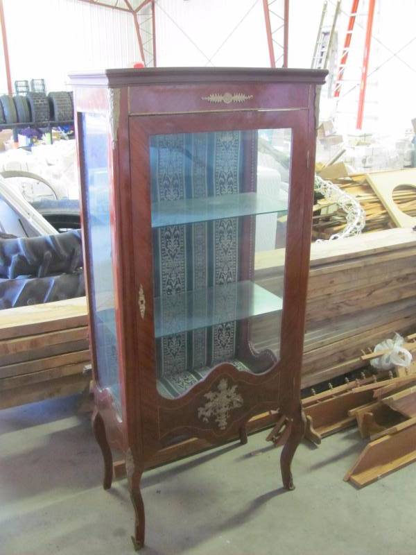 lot 66 image: Antique Decoratively Engraved Display Cabinet