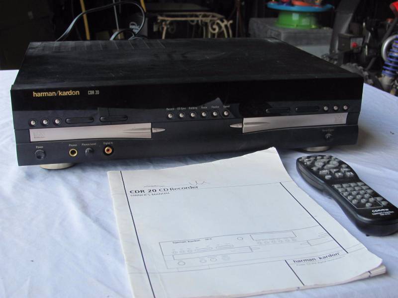 lot 104 image: Harman Kardon CDR 20 CD PlayerRecorder