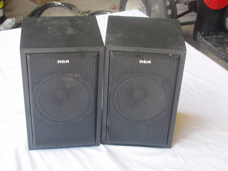 rca bookshelf speakers