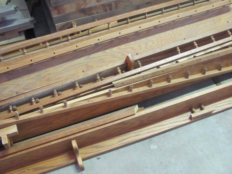 lot 132 image: Lot of Columned Decorative Shelving