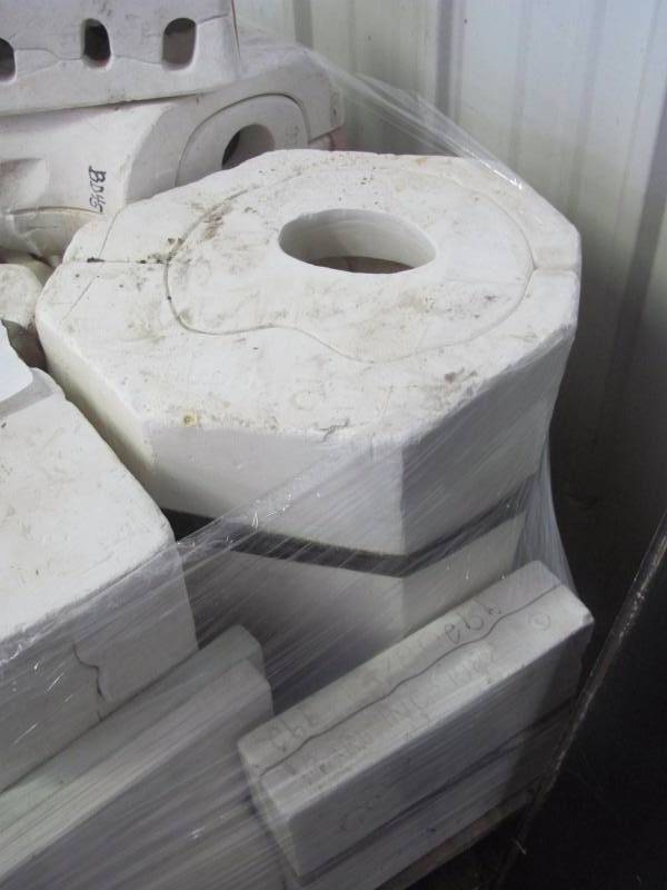 lot 153 image: Ceramic Molds Pallet #8