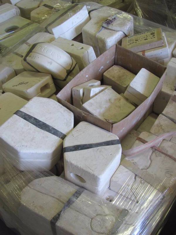 lot 159 image: Ceramic Molds Pallet #14
