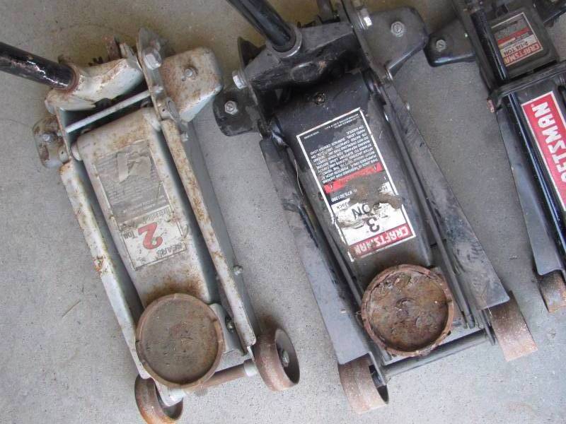lot 181 image: Lot of 3 Floor Jacks