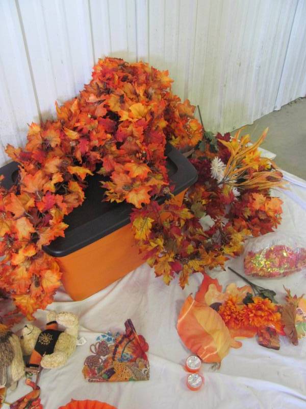 lot 229 image: Fall Leaf Light Up Garland & More Lot