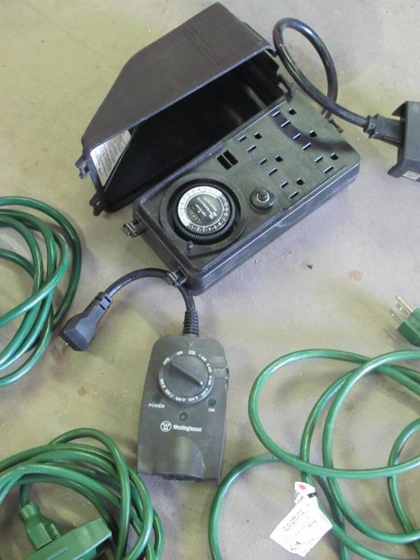 lot 235 image: Electrical Extension Cord & Timer Lot #1