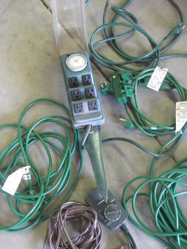 lot 236 image: Electrical Extension Cord & Timer Lot #2