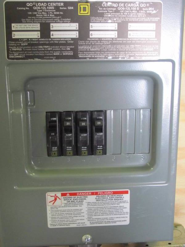 lot 238 image: Portable 250 Amp Electrical Hookup with breaker and 16 Outlets