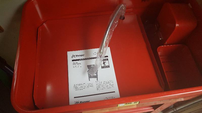 lot 66 image: Ranger 20 Gallon Parts Washer - New