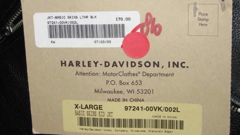 lot 122 image: Harley-Davidson Kids XL Leather Jacket - Tags On