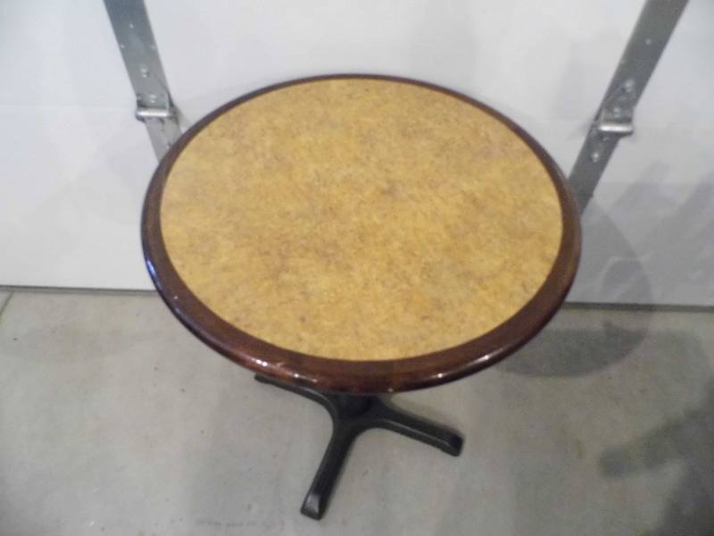 Round Bar  Restaurant Table