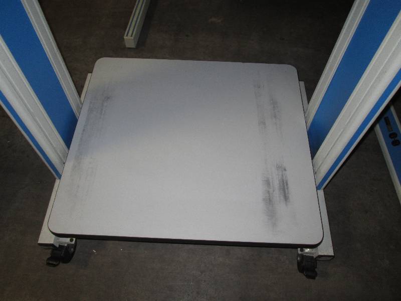 Rolling Shelf