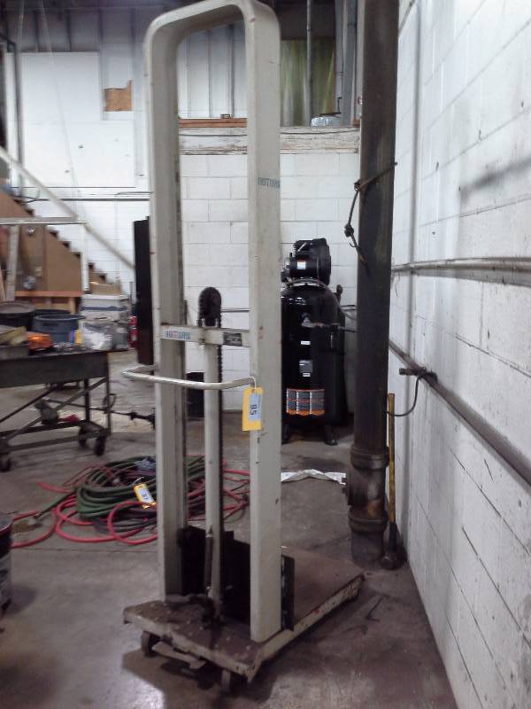 Presto Hydraulic Lift Truck