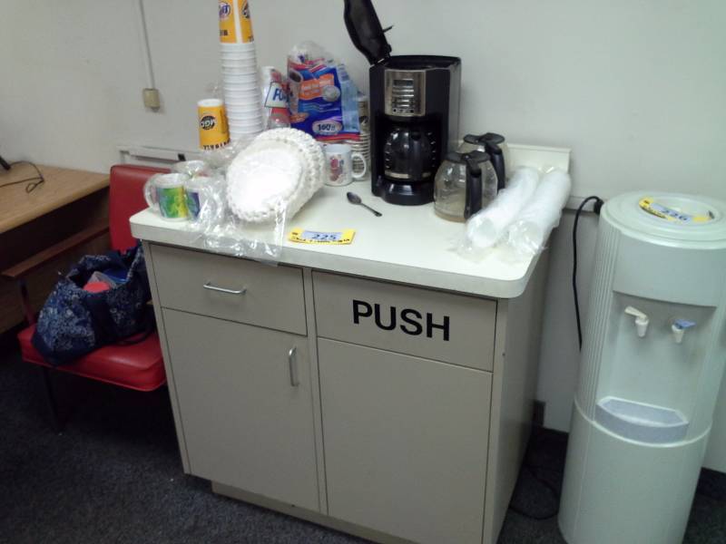 Counter and Contents.