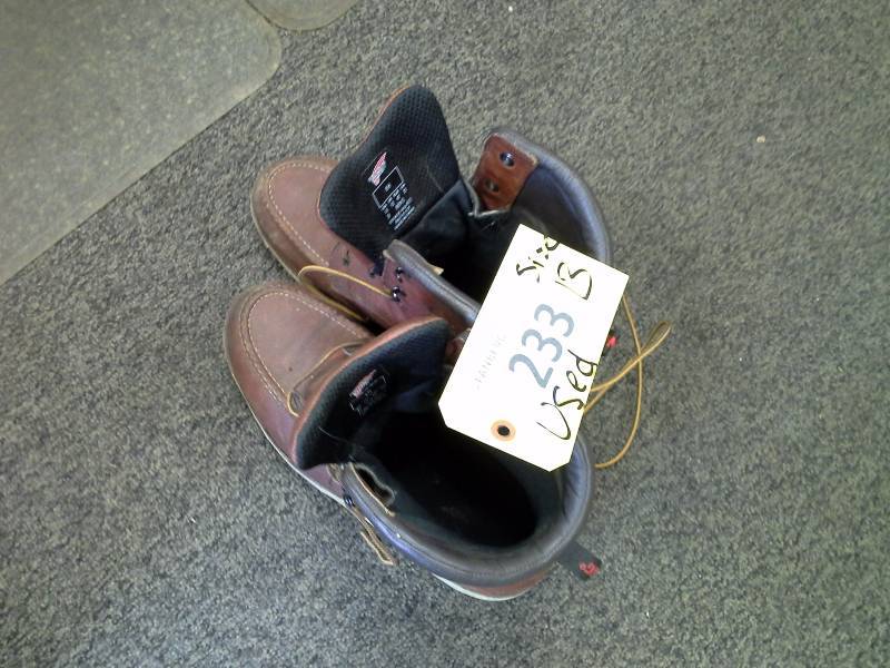 Redwing Boots, Size 13
