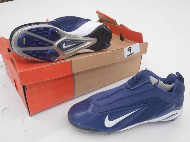 lot 9 image: New Nike Air 200M Diamond Metal Cle...