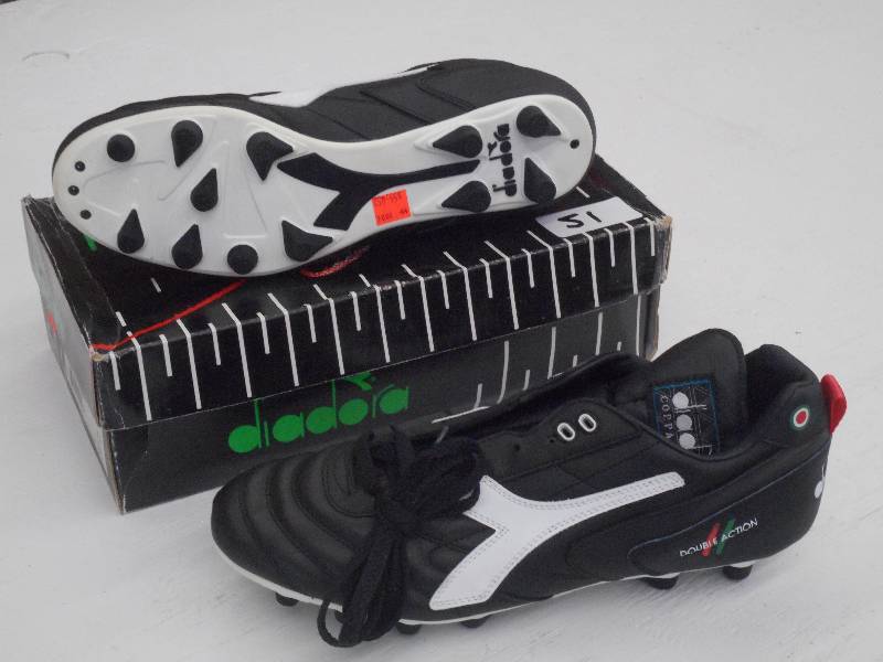 lot 51 image: New Adidas Diadora Coppa Italia Soc...