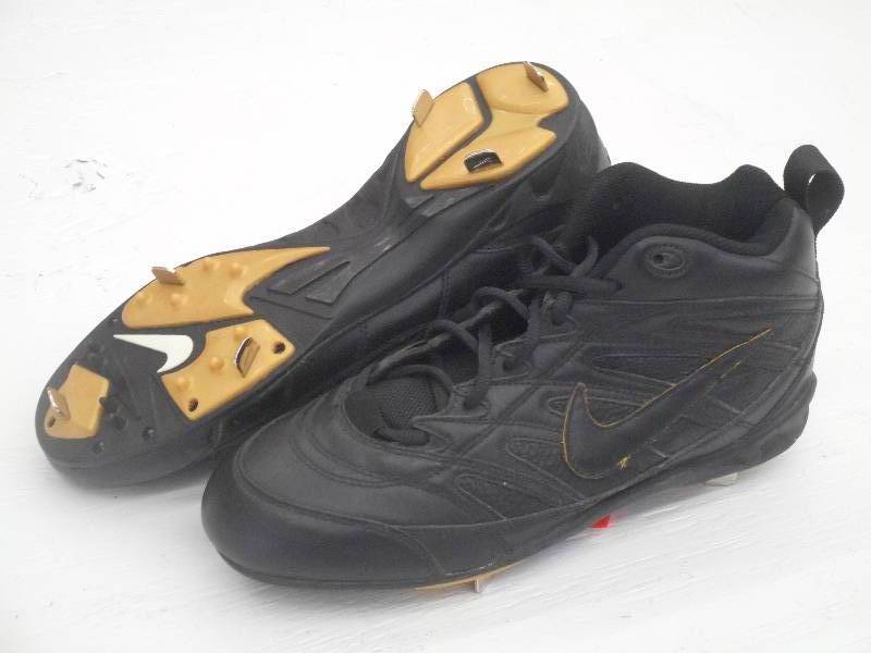 lot 62 image: New Nike Air BaseballSoftball Shoe...