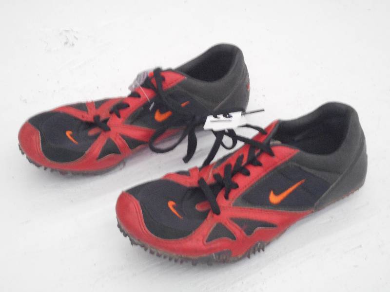 lot 125 image: Nike RedBlack TrackRunning Shoes,...